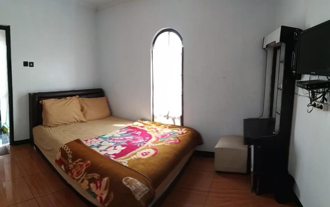 Photo of Bedroom in Dieng