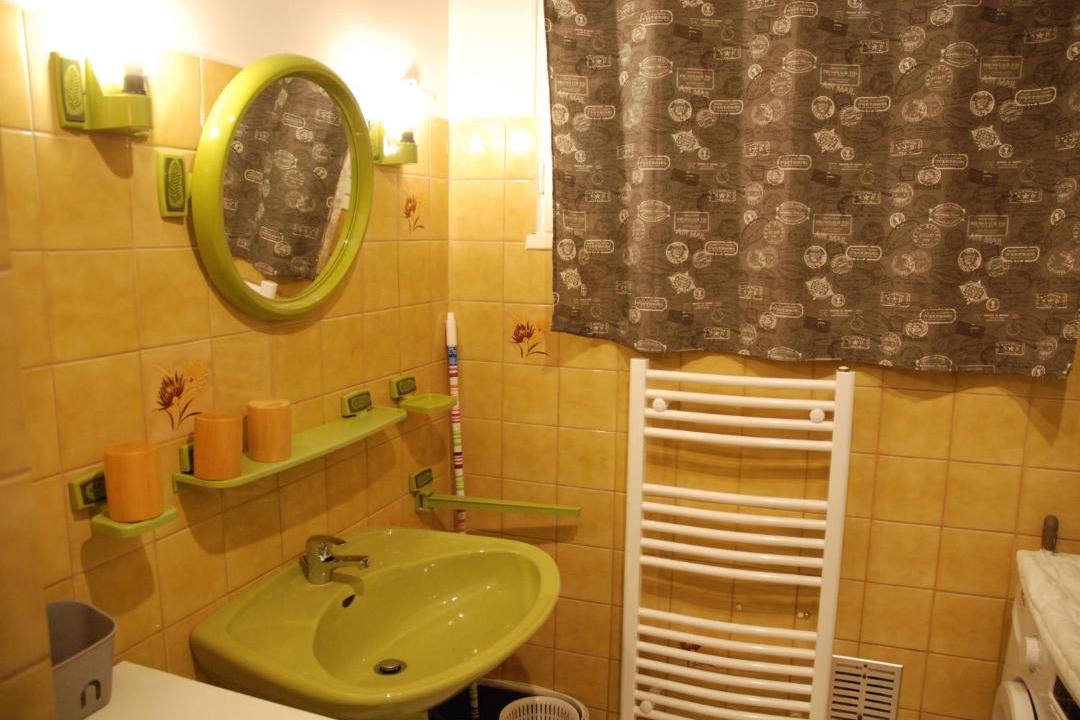 Photo of Bathroom in Mont-Dol