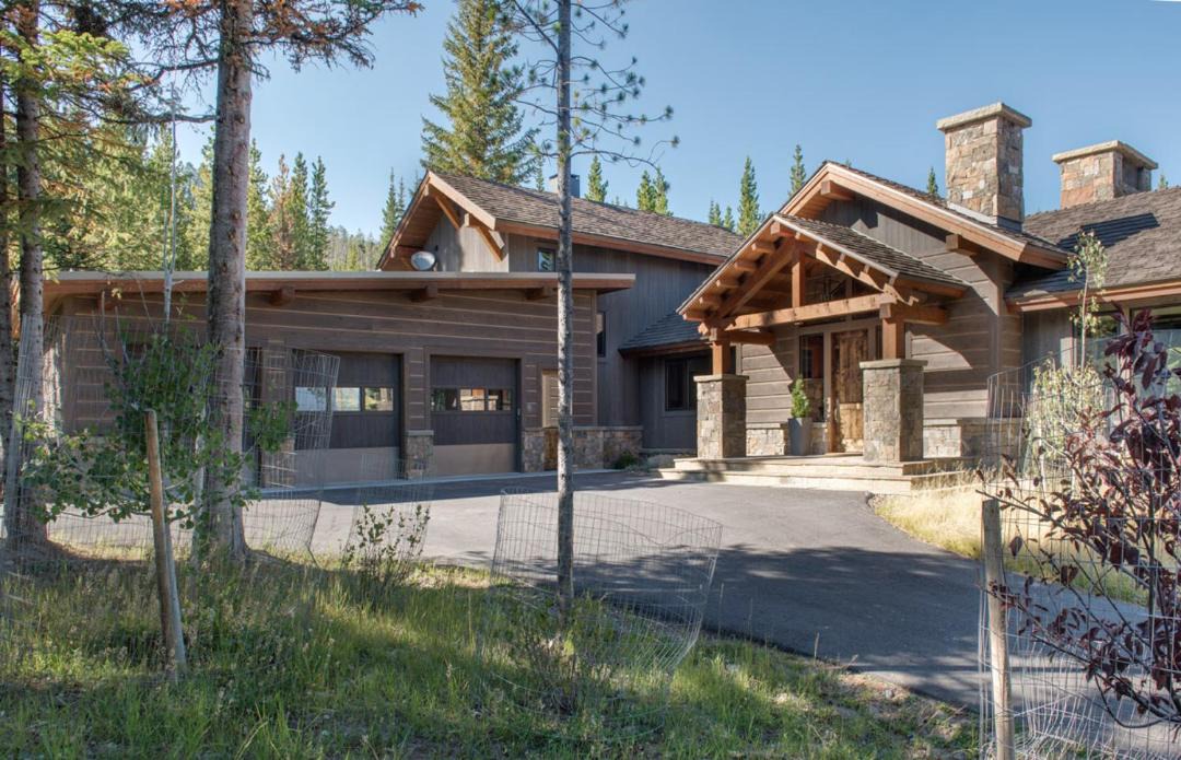 Photo of Buildings in Spanish Peaks