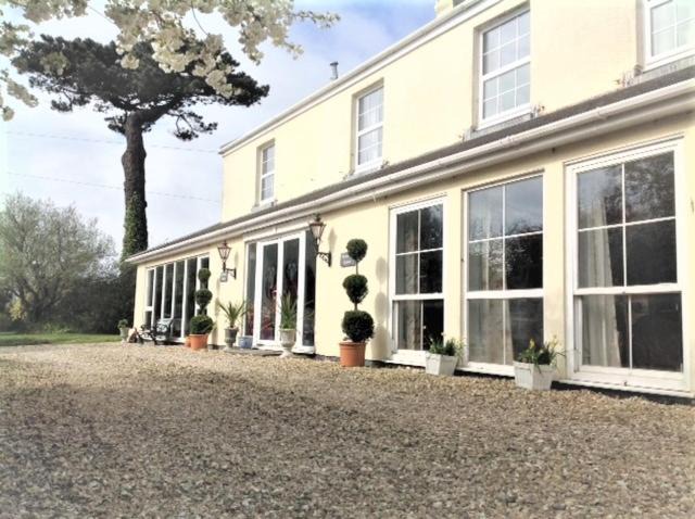 Photo of Buildings in Ruan High Lanes