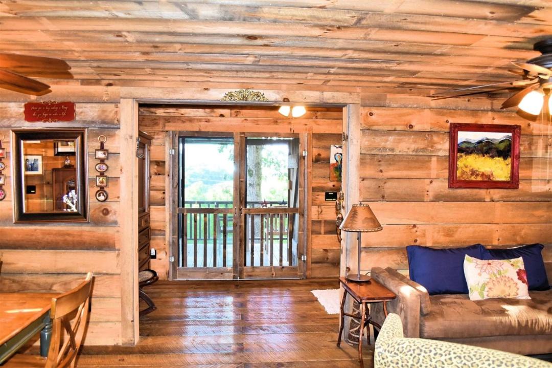 Photo of Livingroom in Copperhill