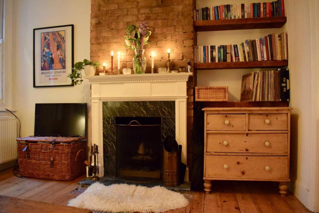 Photo of Livingroom in Homerton