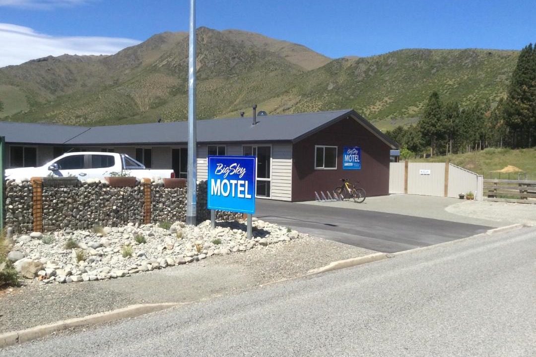 Photo of Others in Omarama