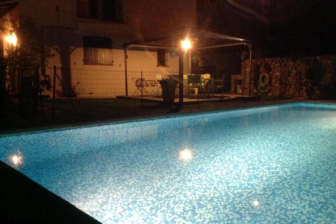 Photo of Others in Ales