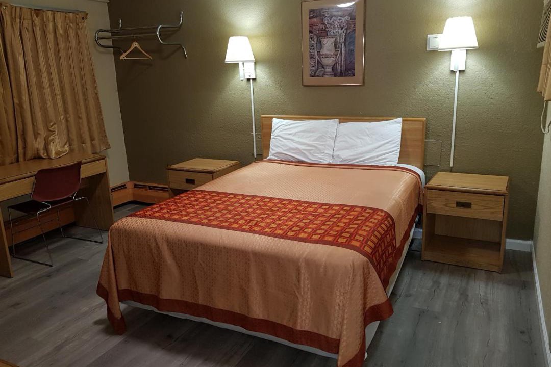 Photo of Bedroom in Utica