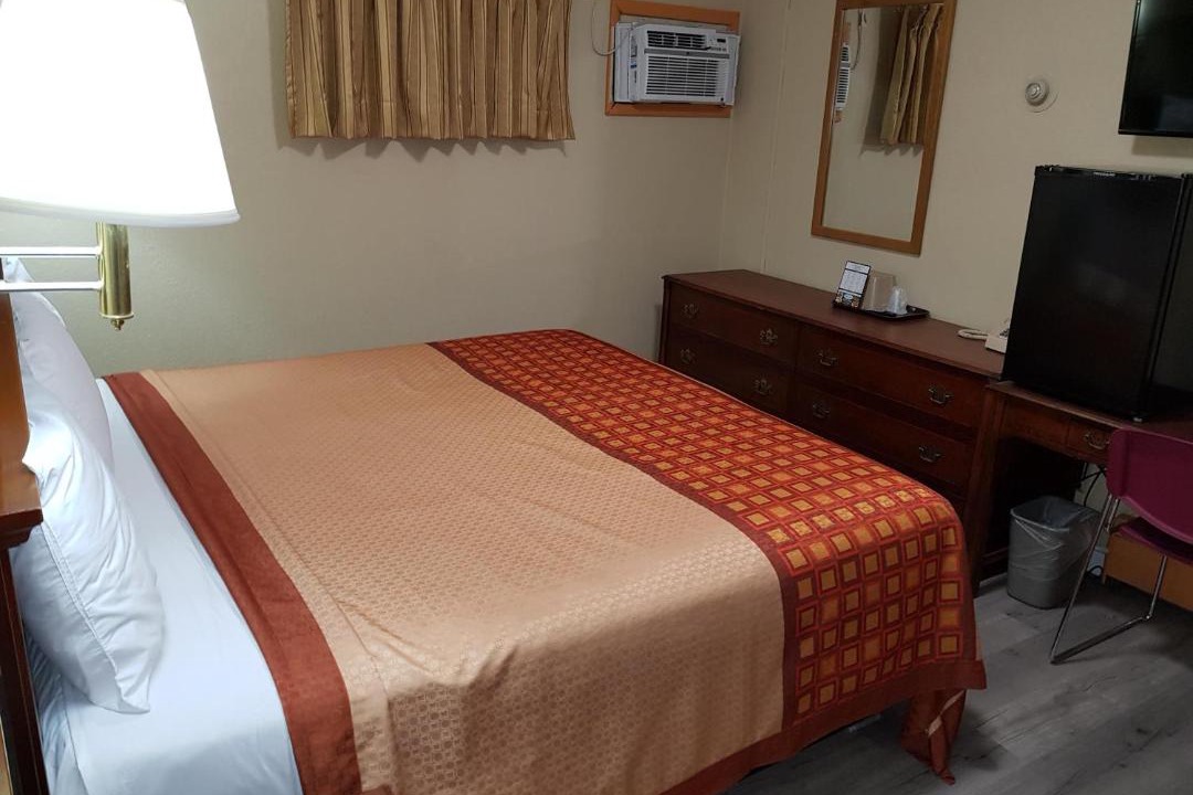 Photo of Bedroom in Utica