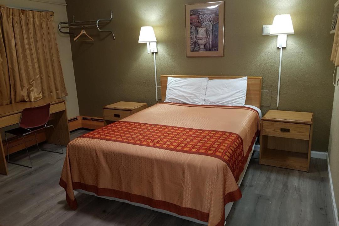 Photo of Bedroom in Utica