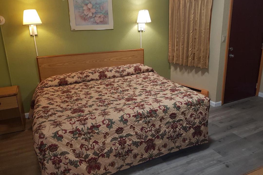 Photo of Bedroom in Utica