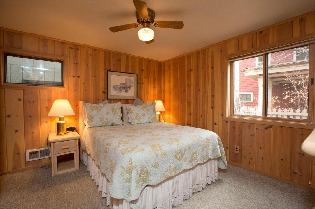 Photo of Bedroom in Bend