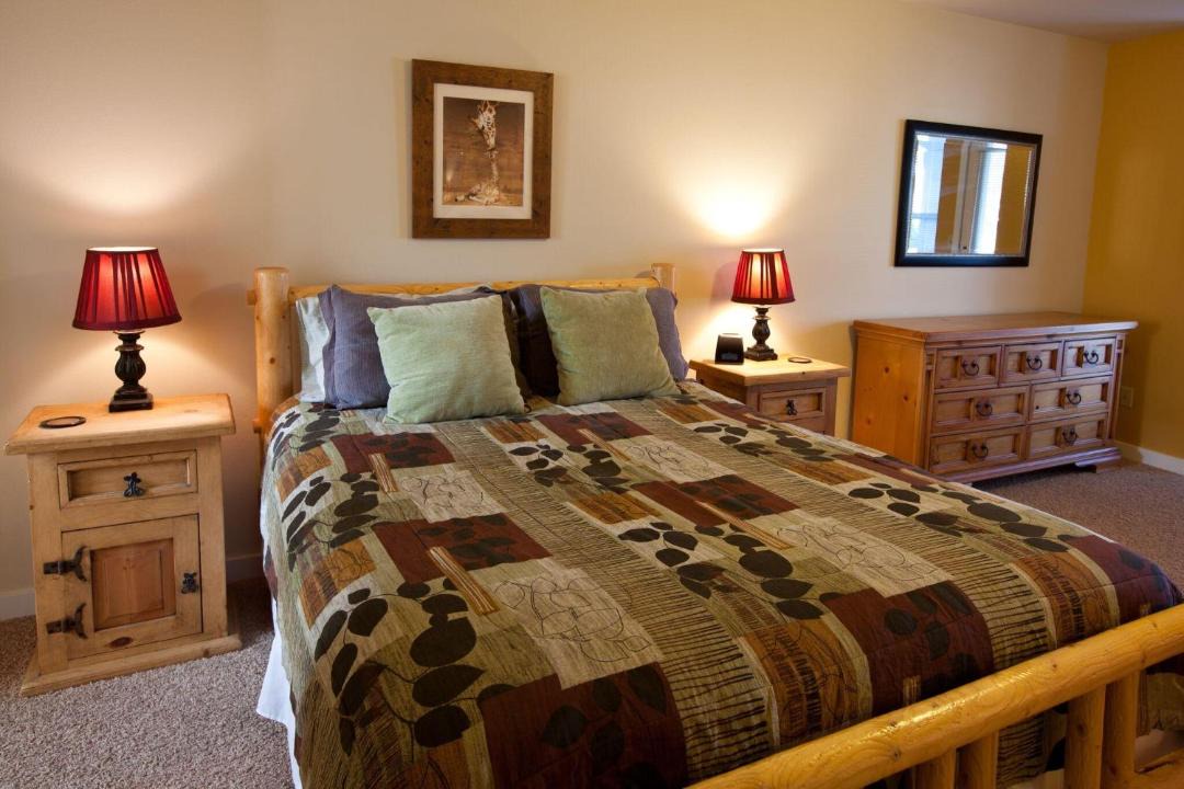 Photo of Bedroom in Hood River