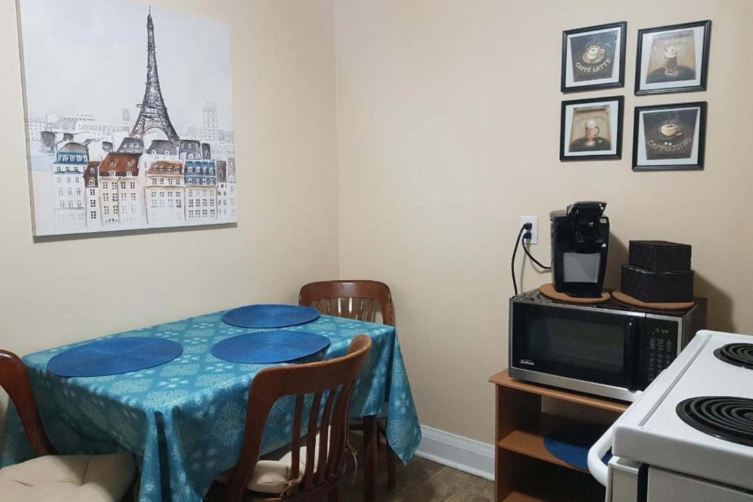 Photo of Livingroom in Sarnia