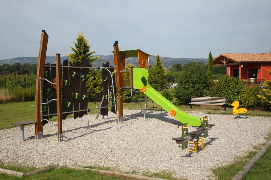 Photo of Others in Chateauneuf-sur-Isere