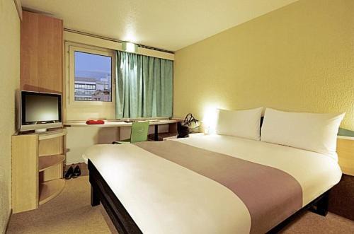 Photo of Bedroom in Saran