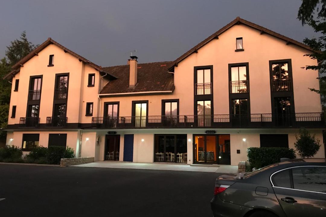 Photo of Others in Mereau