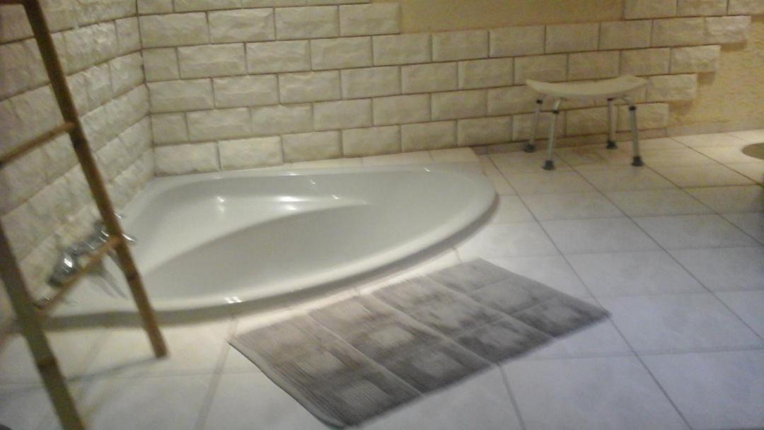 Photo of Bathroom in Saint-Julien-les-Gorze