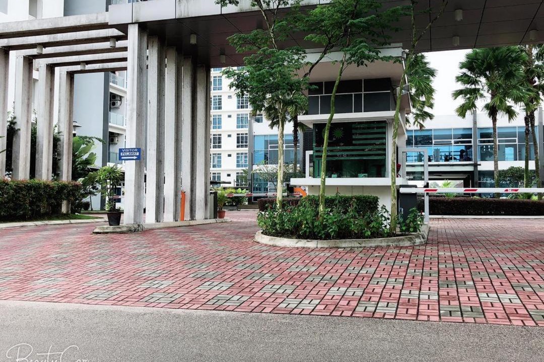 Photo of Buildings in Senai