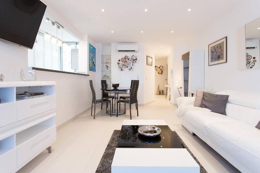 Photo of Livingroom in Cannes City Centre