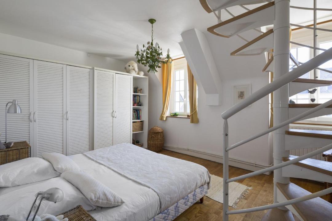 Photo of Bedroom in Saint-Coulomb