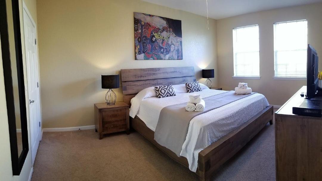 Photo of Bedroom in Loughman