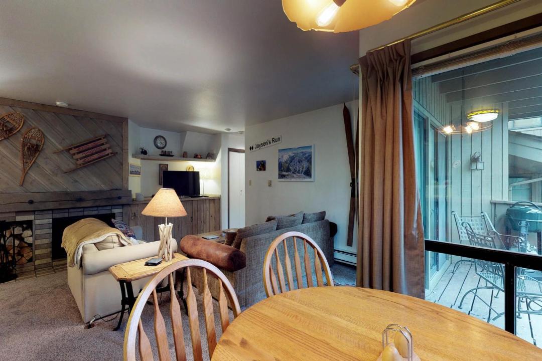 Photo of Livingroom in Keystone