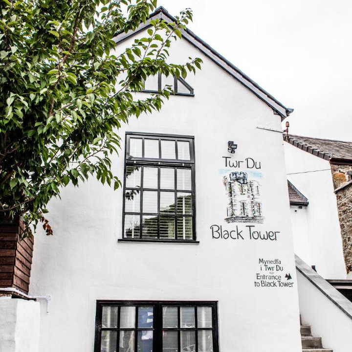 Photo of Others in Bont Newydd