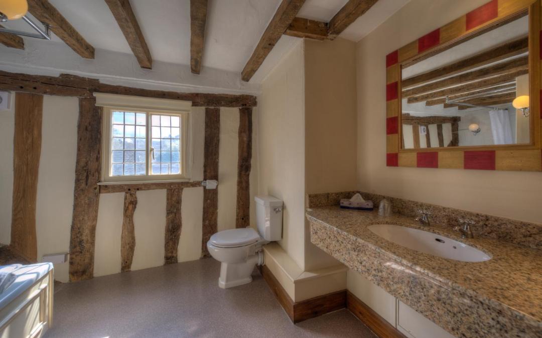 Photo of Bathroom in Tutbury