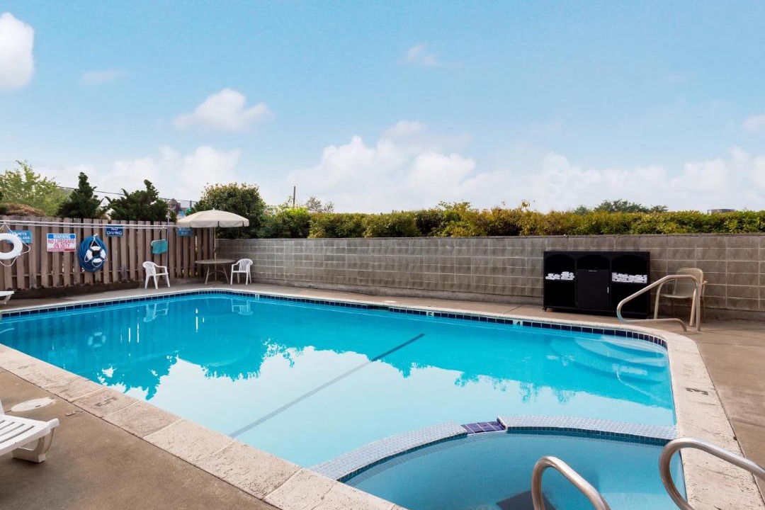 Photo of Others in Grants Pass