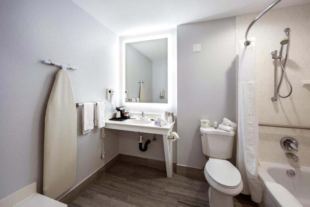 Photo of Others in Grants Pass