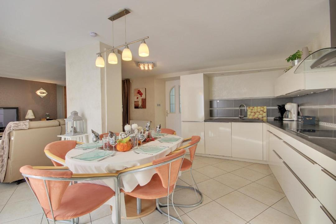 Photo of Kitchen in Saint-Nabor