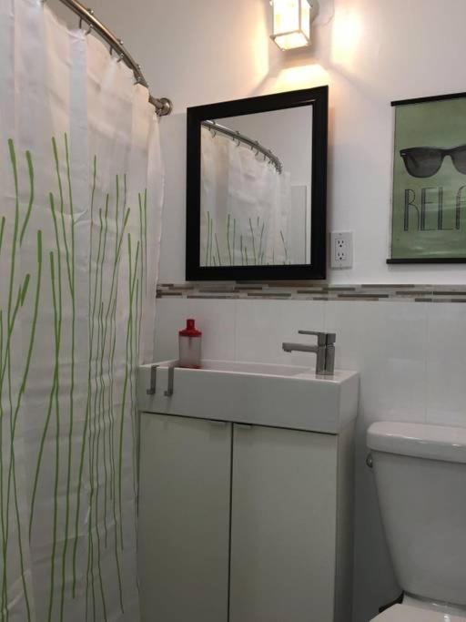 Photo of Bathroom in Coral Way