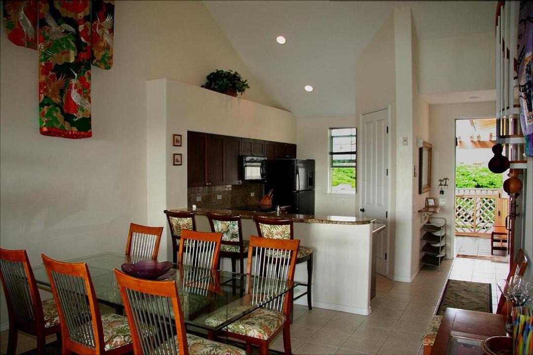 Photo of Livingroom in Waikoloa