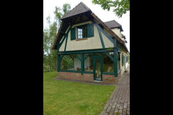 Photo of Buildings in Mesnil-Val