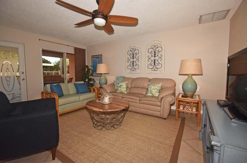 Photo of Livingroom in Englewood
