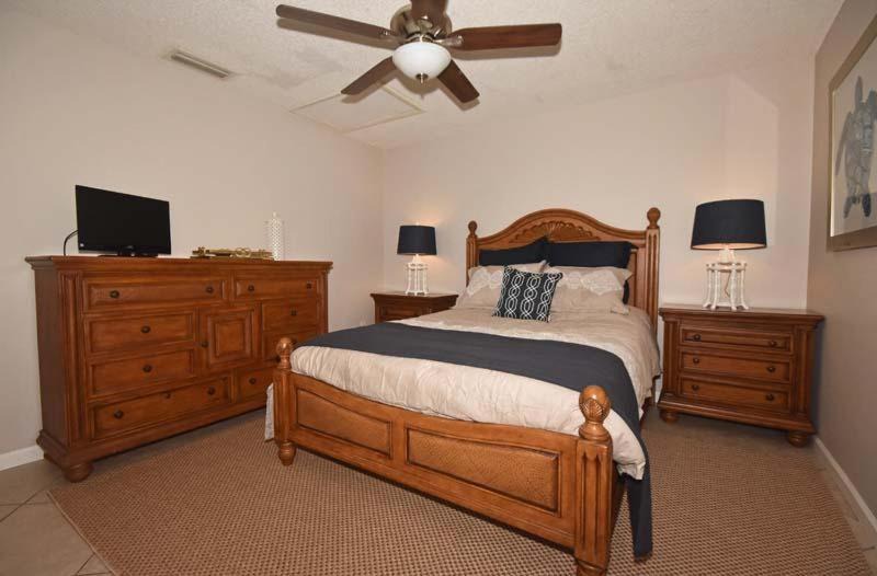 Photo of Bedroom in Englewood
