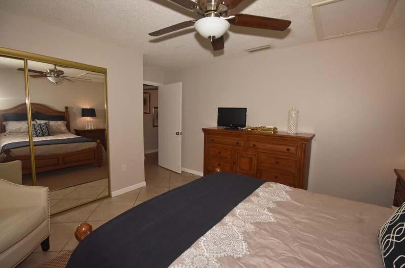 Photo of Bedroom in Englewood