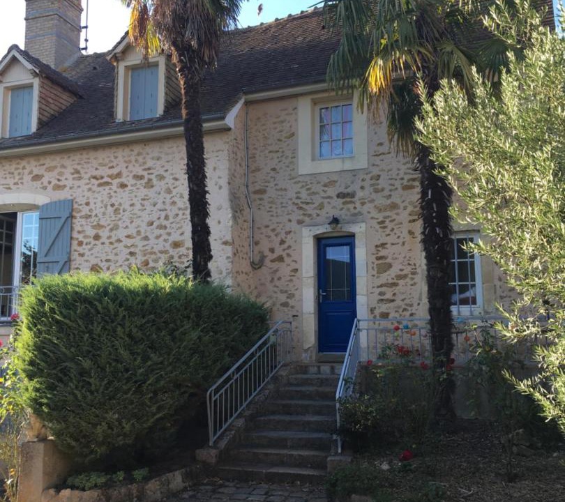 Photo of Others in Lombron