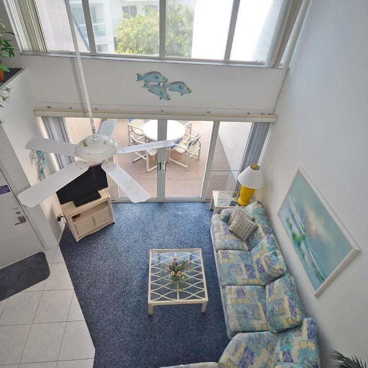 Photo of Livingroom in Englewood