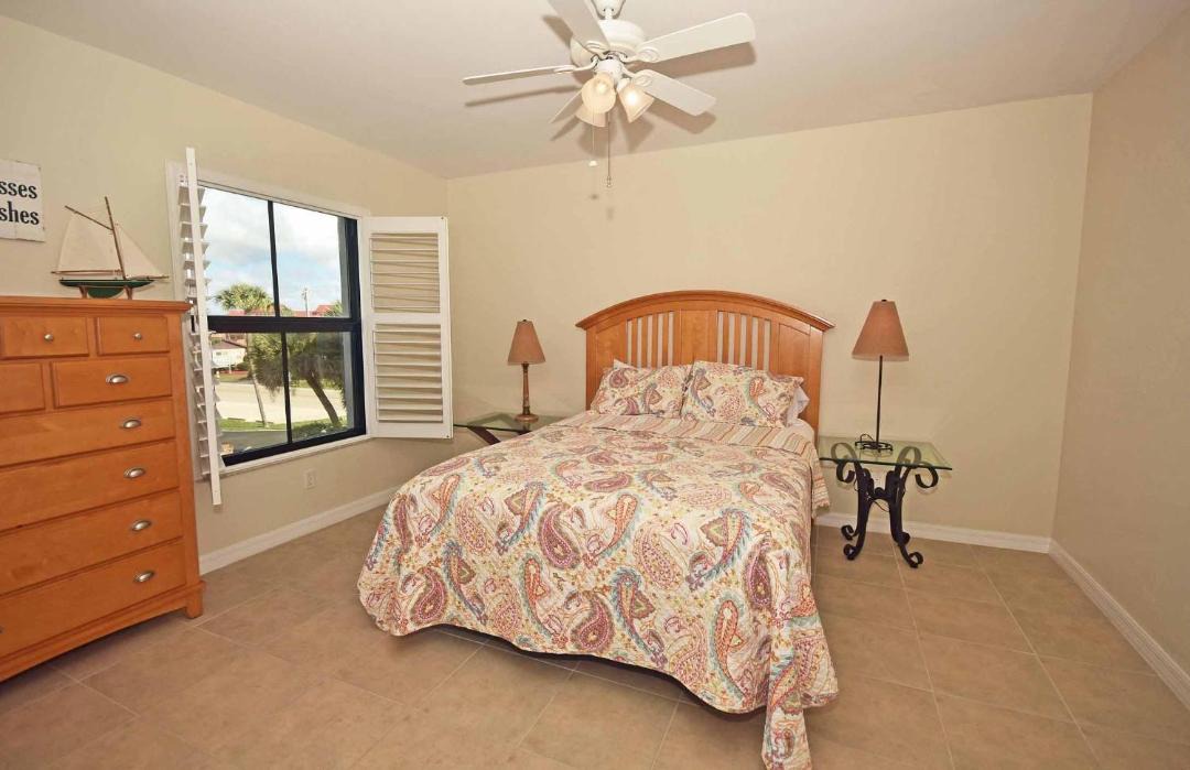 Photo of Bedroom in Englewood