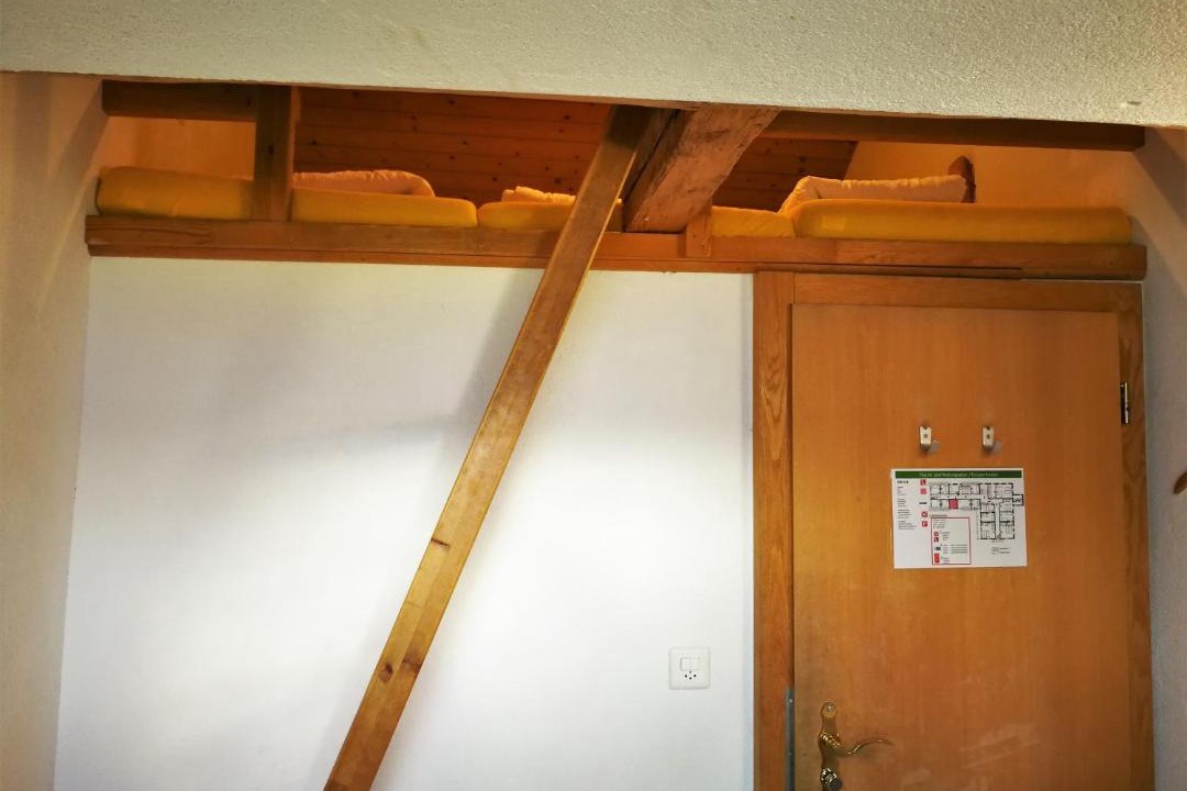 Photo of Others in Quarten