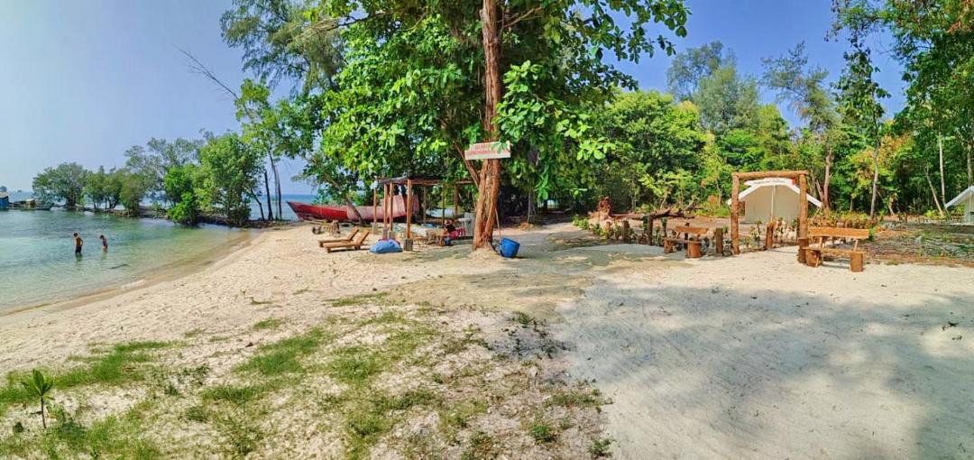 Photo of Others in Pramuka Island