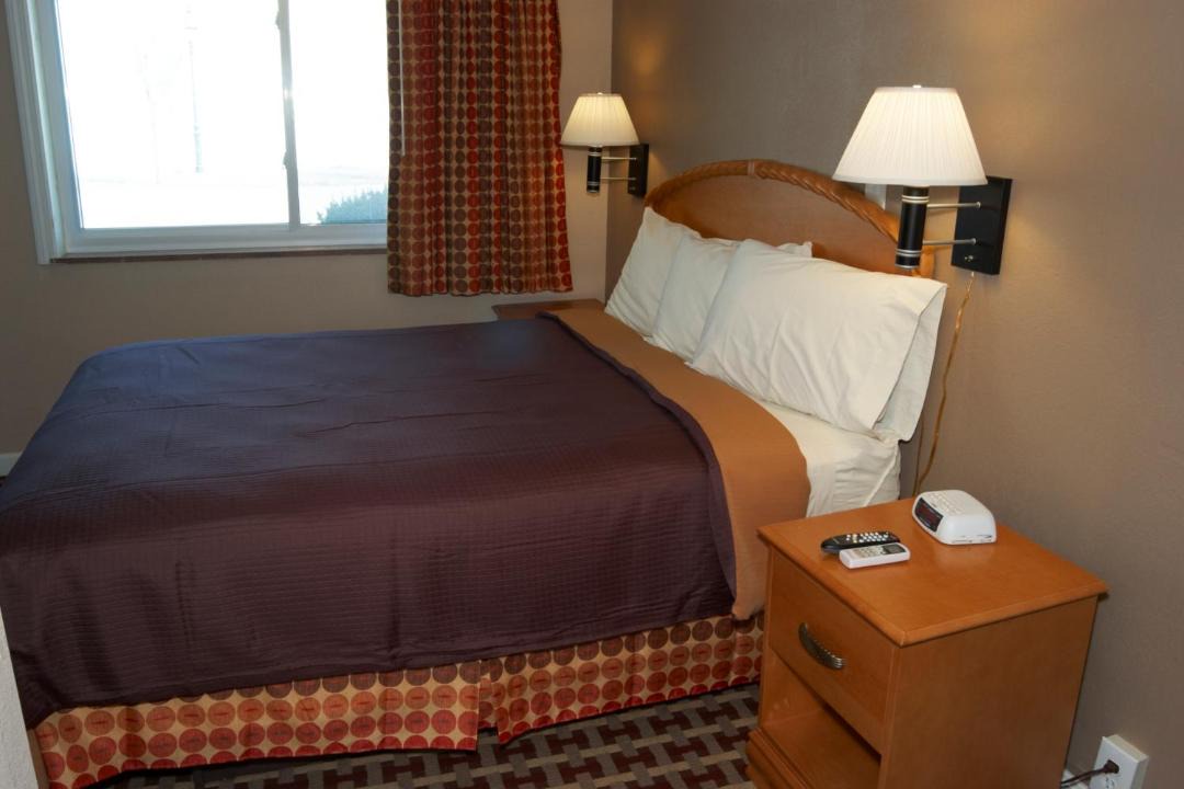 Photo of Bedroom in Main Street Hyannis