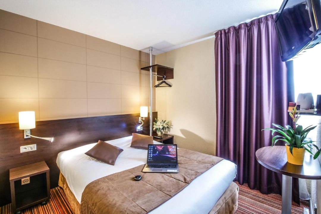 Photo of Bedroom in Valframbert