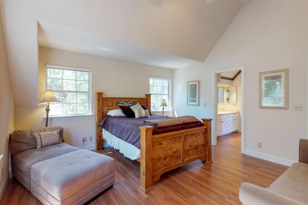 Photo of Others in Groveland