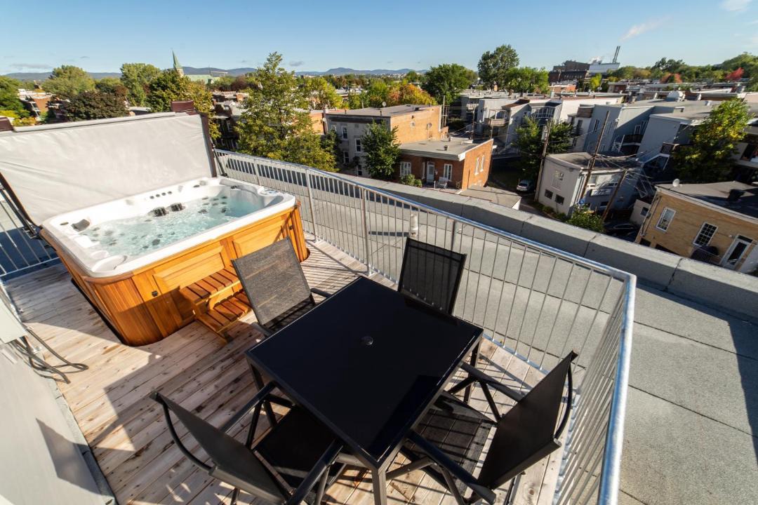 Photo of Patio Balcony in Vieux-Limoilou