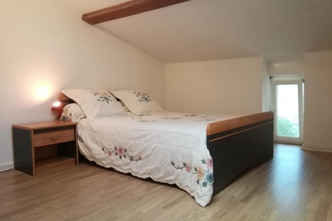 Photo of Bedroom in Oyonnax