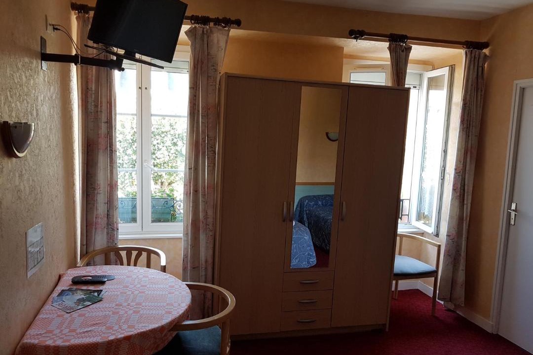 Photo of Others in Dol-de-Bretagne