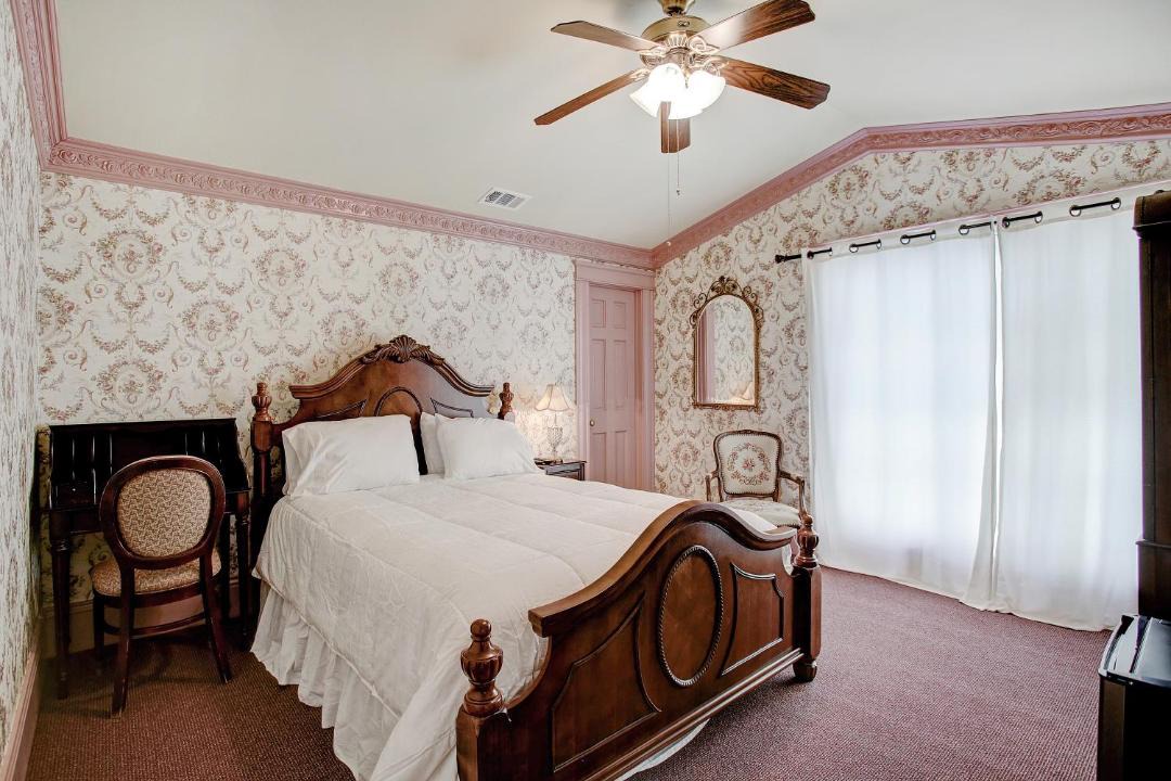 Photo of Bedroom in Houston Heights