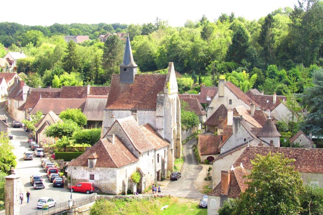 Photo of Buildings in Chauvigny