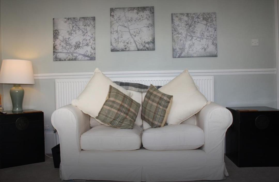 Photo of Livingroom in Cotham