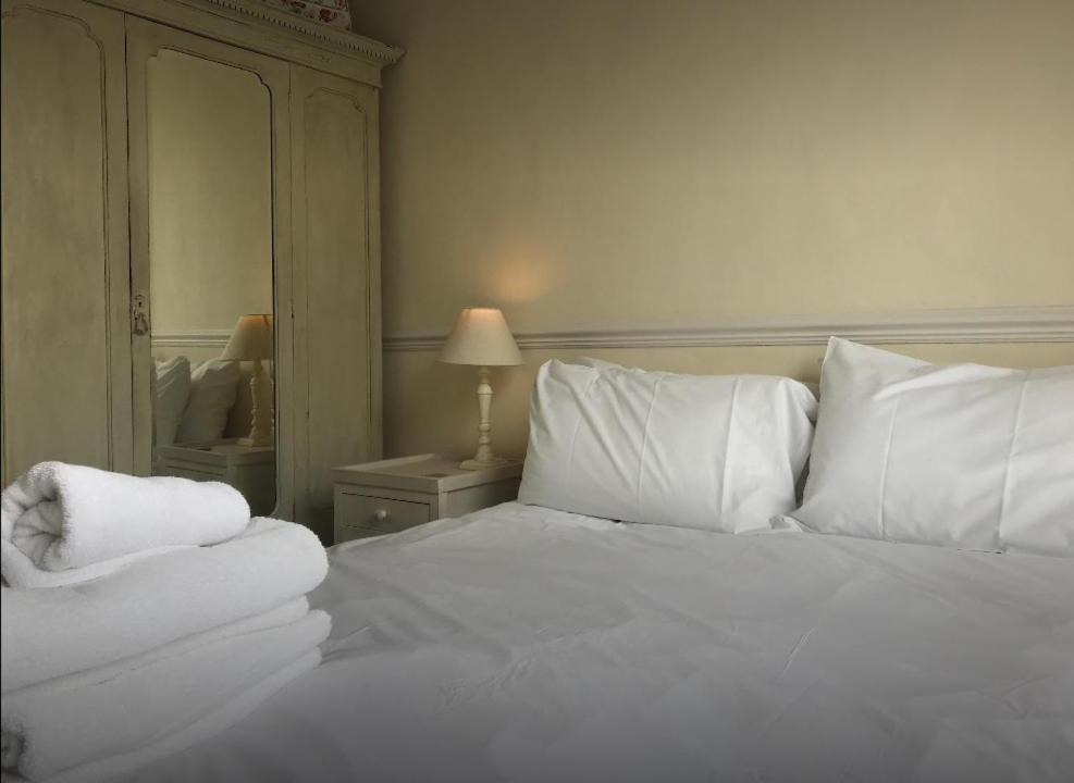 Photo of Bedroom in Cotham